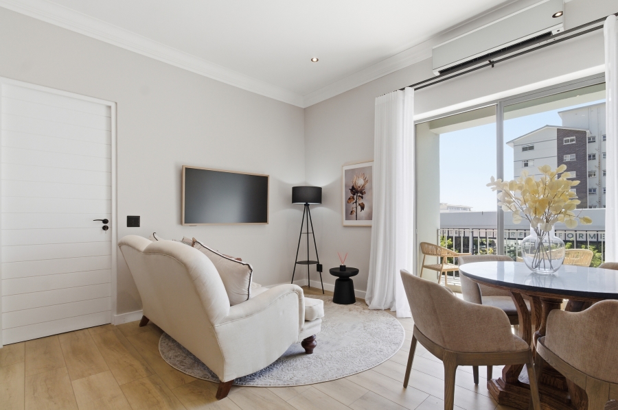 To Let 1 Bedroom Property for Rent in Sea Point Western Cape